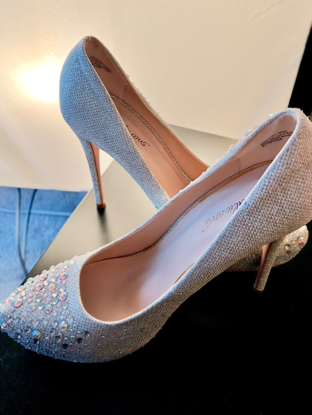 Silver Stilettos - Picture 5 of 6